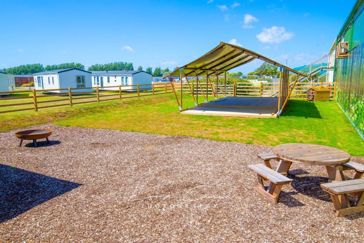 River Lodge Platinum Plus Holiday Home With River Views, Free Wifi & Netflix Camber Екстериор снимка